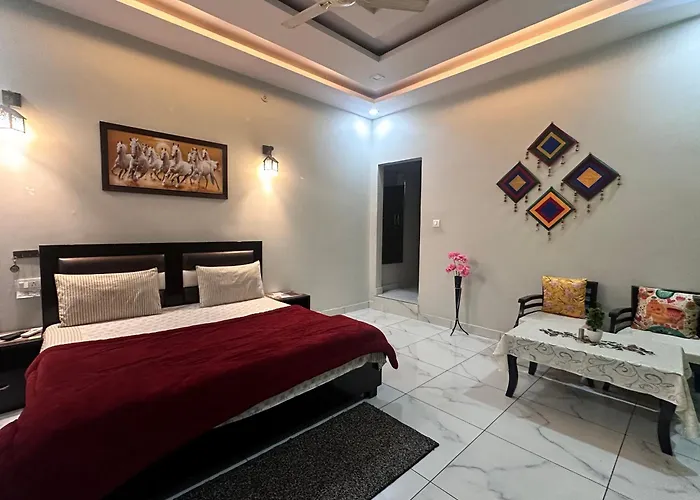 Hotel Tulsi Inn