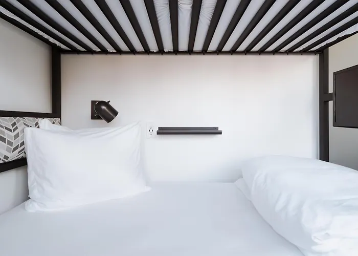 Hotel Hive