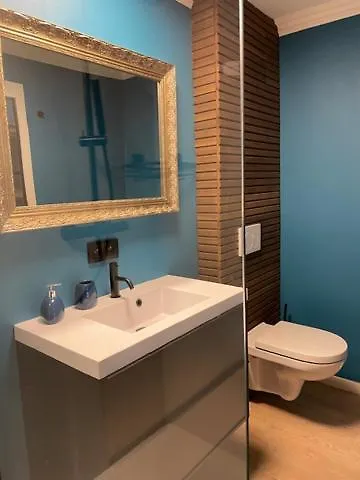Mi Casa Naranja