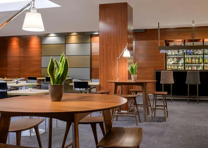 AC Hotel León San Antonio by Marriott