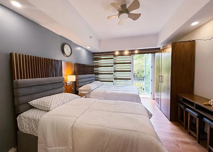 New And Cozy Baguio Condo Near Sm