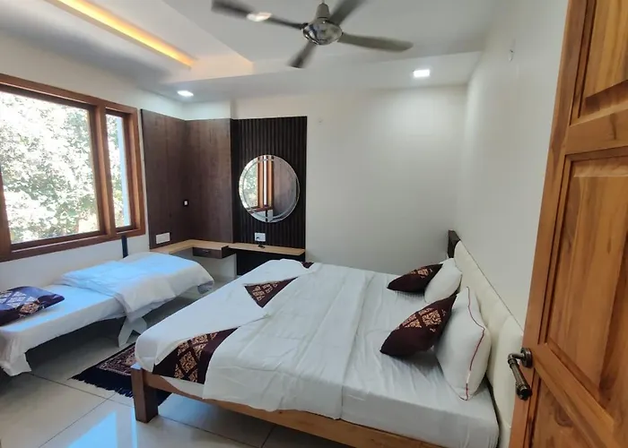 Hotel Greenland Inn Hampi