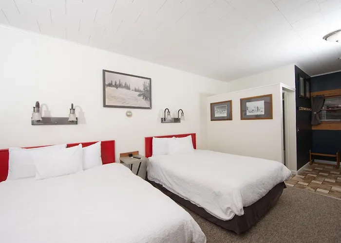 Yodeler Motel