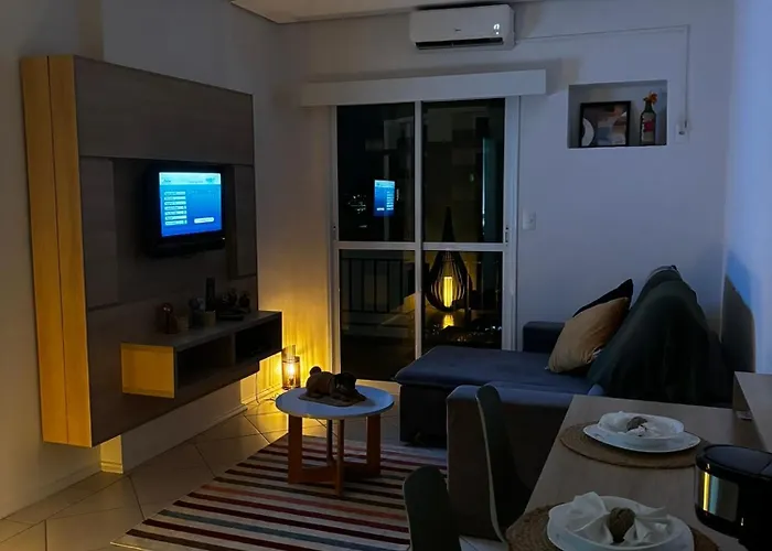 Cozy Balcony Haven In Indaiatuba