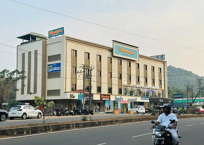 Nexstay Bloomax Residency