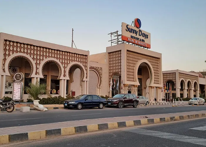 Tiba Golden Beach Resort, Down Town