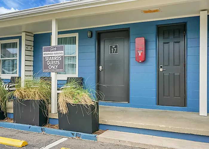 Seabirds Motel At Kure Beach