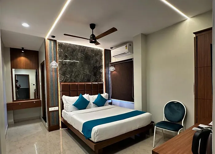 Nexstay Bloomax Residency