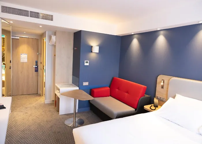 Holiday Inn Express Caen Epron By Ihg