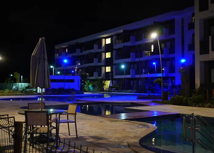 Makia Beach Experience