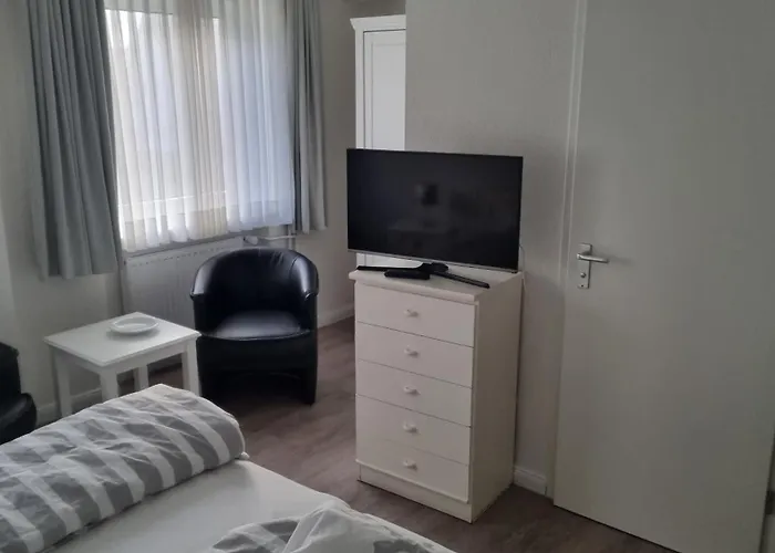 Hotel-Cafe-Lindow