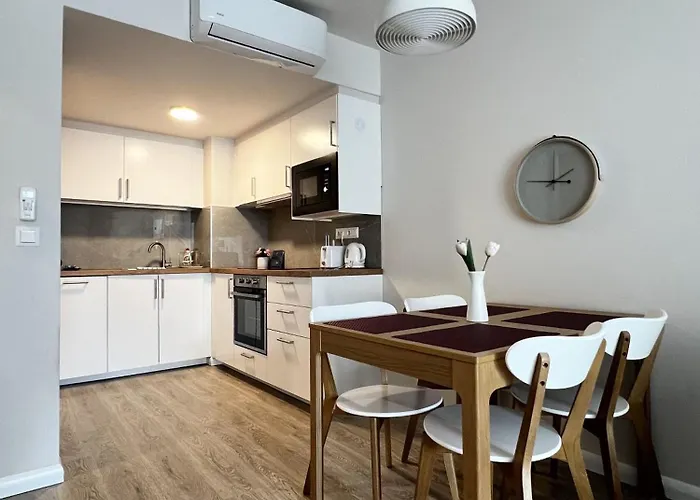 Rh Suites