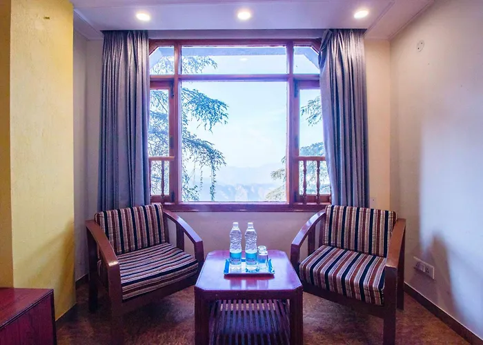 Treebo Varuna With Mountain View, Mall Road