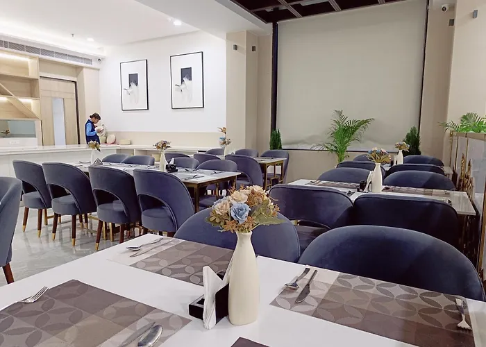 Hotel Elinor By Dazzling Hotels & Resorts