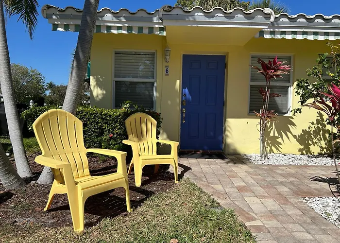 Bahama Beach Club Pompano - Cozy & Charming Apartments And Studios Near Beach With Heated Pool