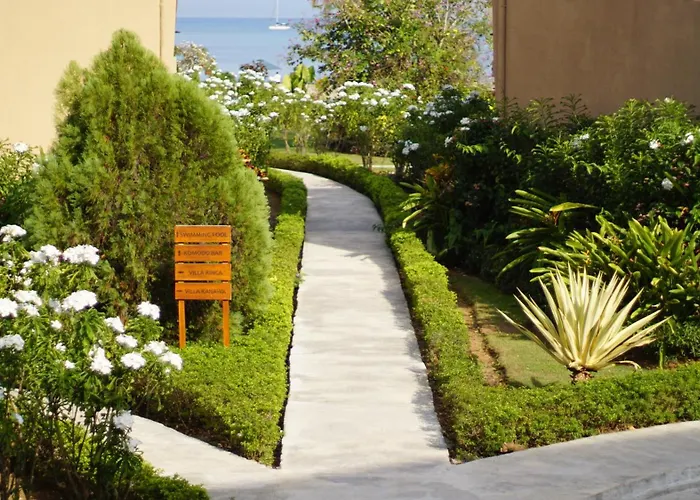 Luwansa Beach Hotel
