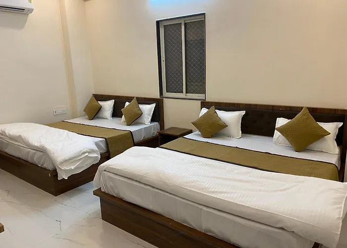 Hotel Banshi Wala - Best Hotel In Khatu Shyam Ji Near Khatu Shyam Ji Tample