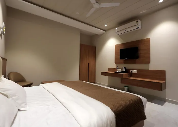 Hotel Regal Palm