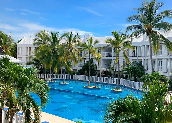 Hotel Blue Cove By On Vacation San Andres 