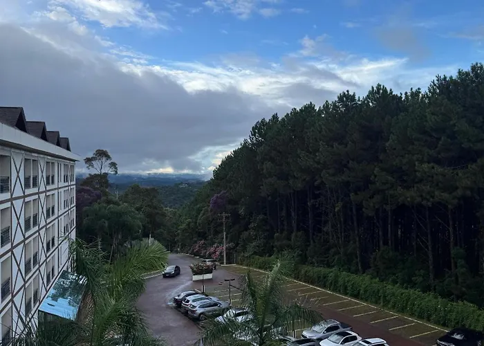 Flat Pedra Azul