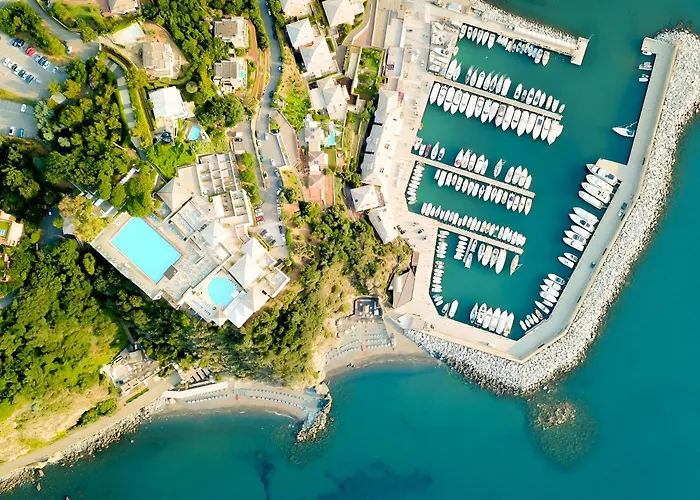 Hotiday Arenzano Pineta