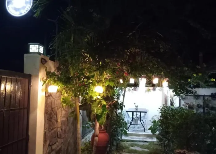 Esperanza Pension House & Restaurant