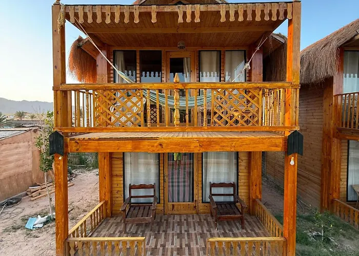 Green Beach Camp & Hotel