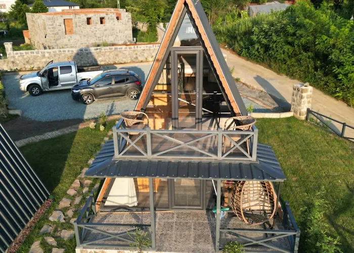 Cicek Bungalov
