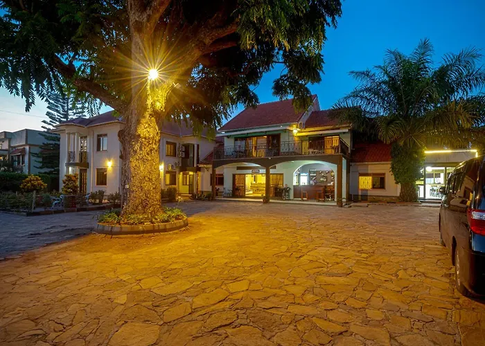 7 Days Motel Near UN Base