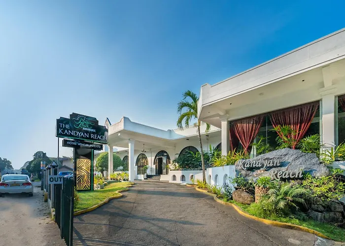 Kandyan Reach Hotel Kurunegala