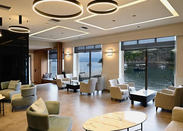 Minoa Hotel