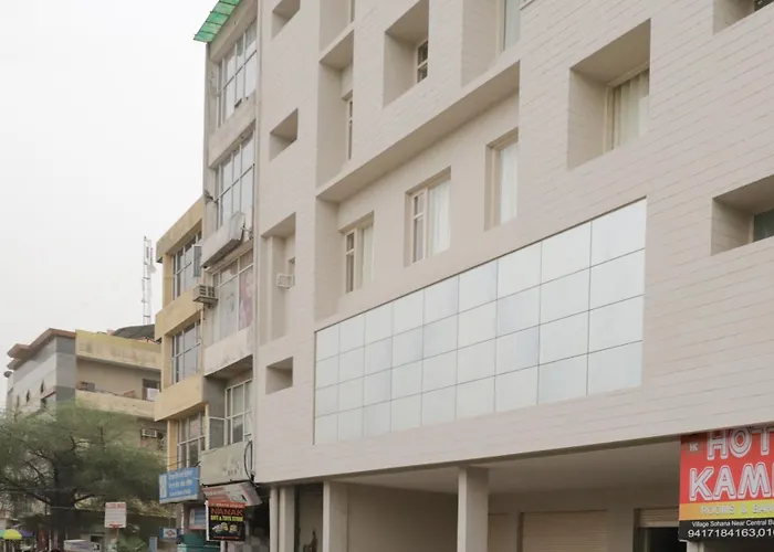 Hotel Kamron Near Airport Road Mohali Chandigarh