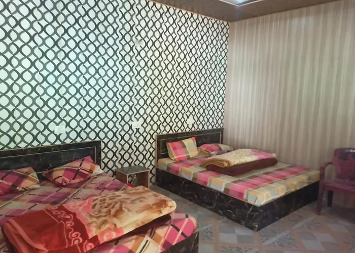 Hotel Prabhat & Resturent
