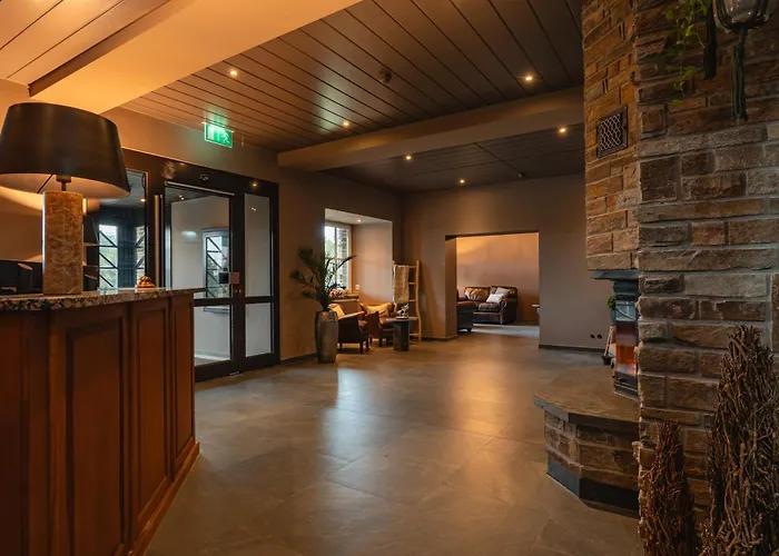 Naturhotel Sachsenbaude Oberwiesenthal - Indoor-Pool&Outdoor-Whirlpool