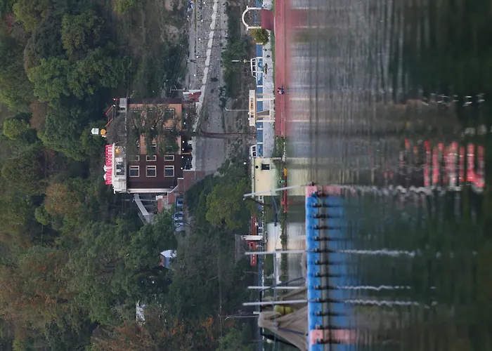 Hotel Royal Rosette Lake View Bhimtal