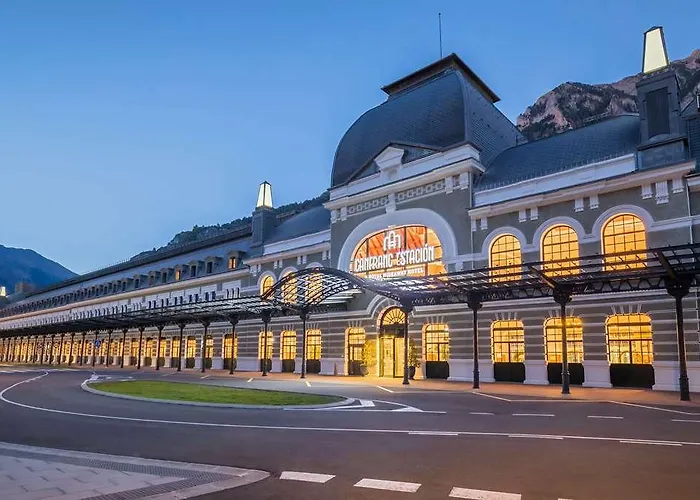 Canfranc Estacion