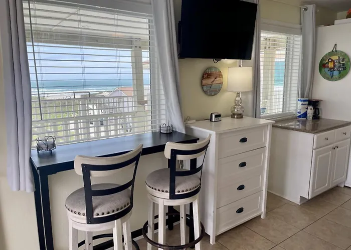 Beachgate Condo Suites And Hotel 438 Condo