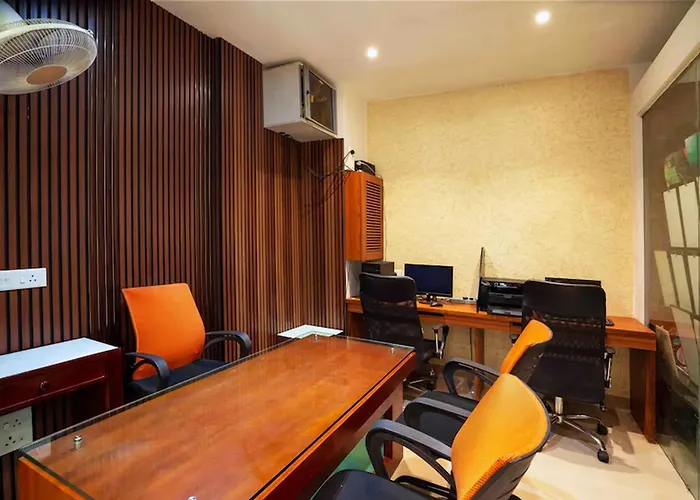 Hotel Hills Park Pathanamthitta
