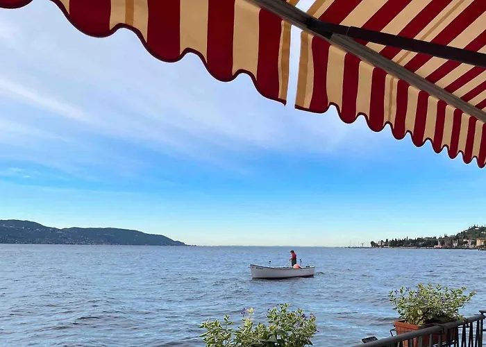Hotel Du Lac