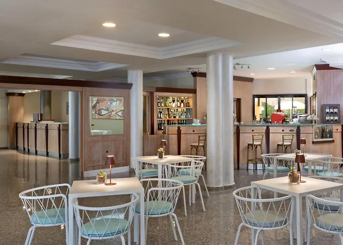 Rina Hotel