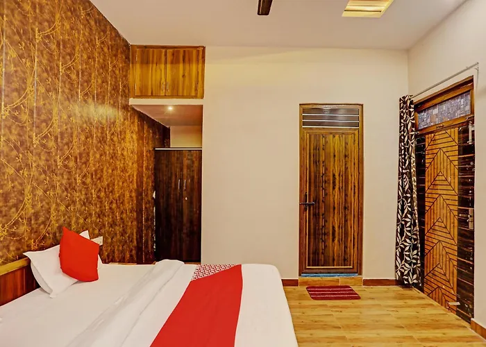Hotel Moongaze Inn