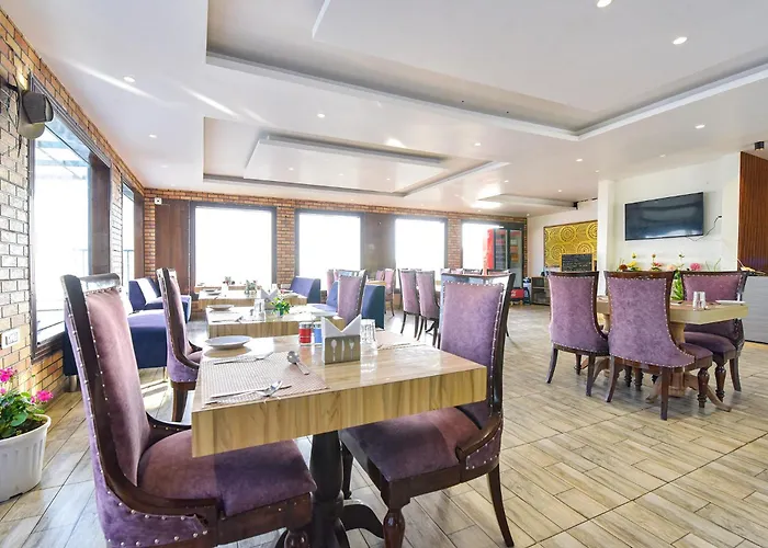 Fabhotel Green Acres