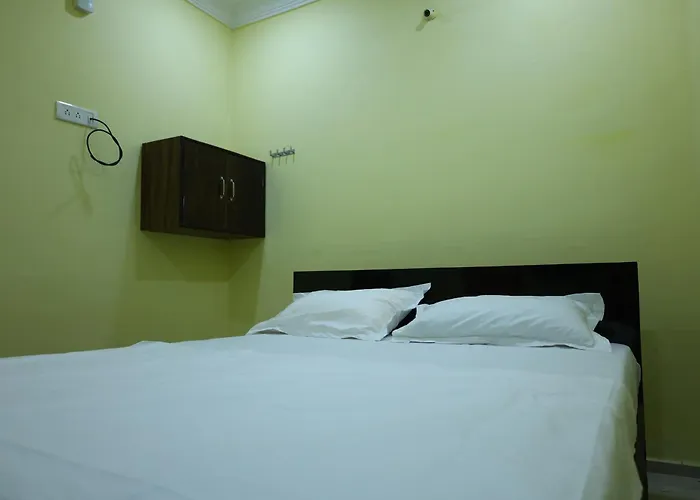 Hotel Msn - Near Srikalahasti Temple