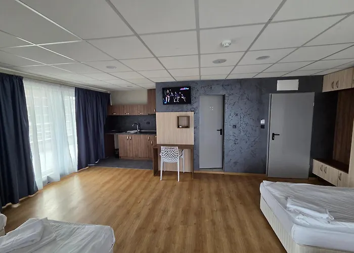 Hotel City