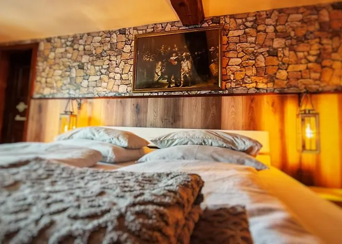 Roastineer Hotel