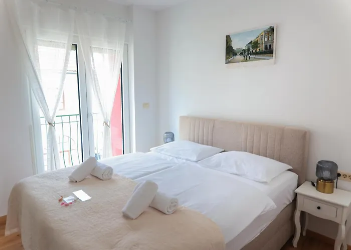 Apart Hotel Asteria