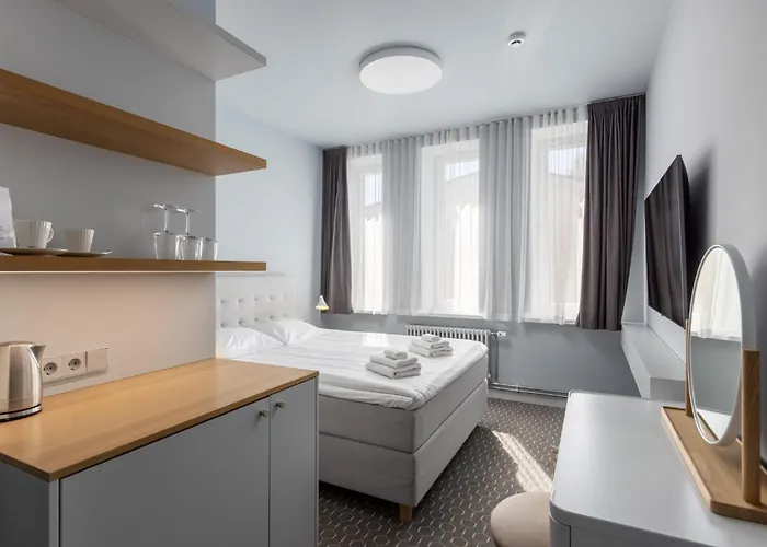 Roze Park Rooms