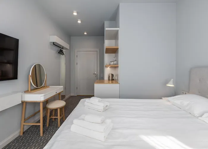 Roze Park Rooms