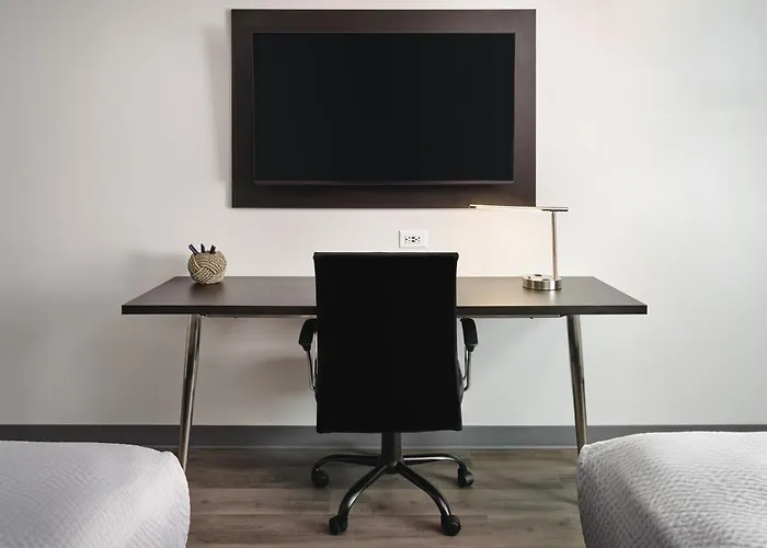Stayapt Suites Lafayette South