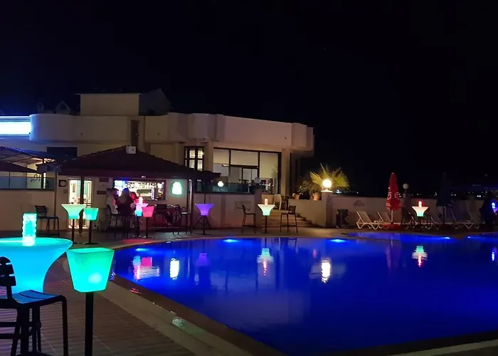 Flora Hotel